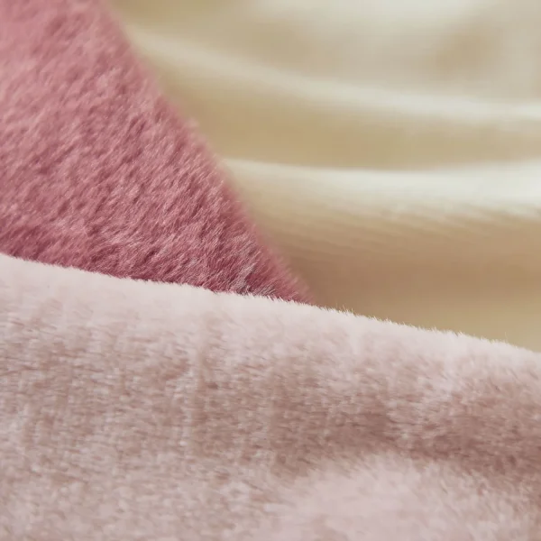 Kaloo Doudou Penguin Pink Online